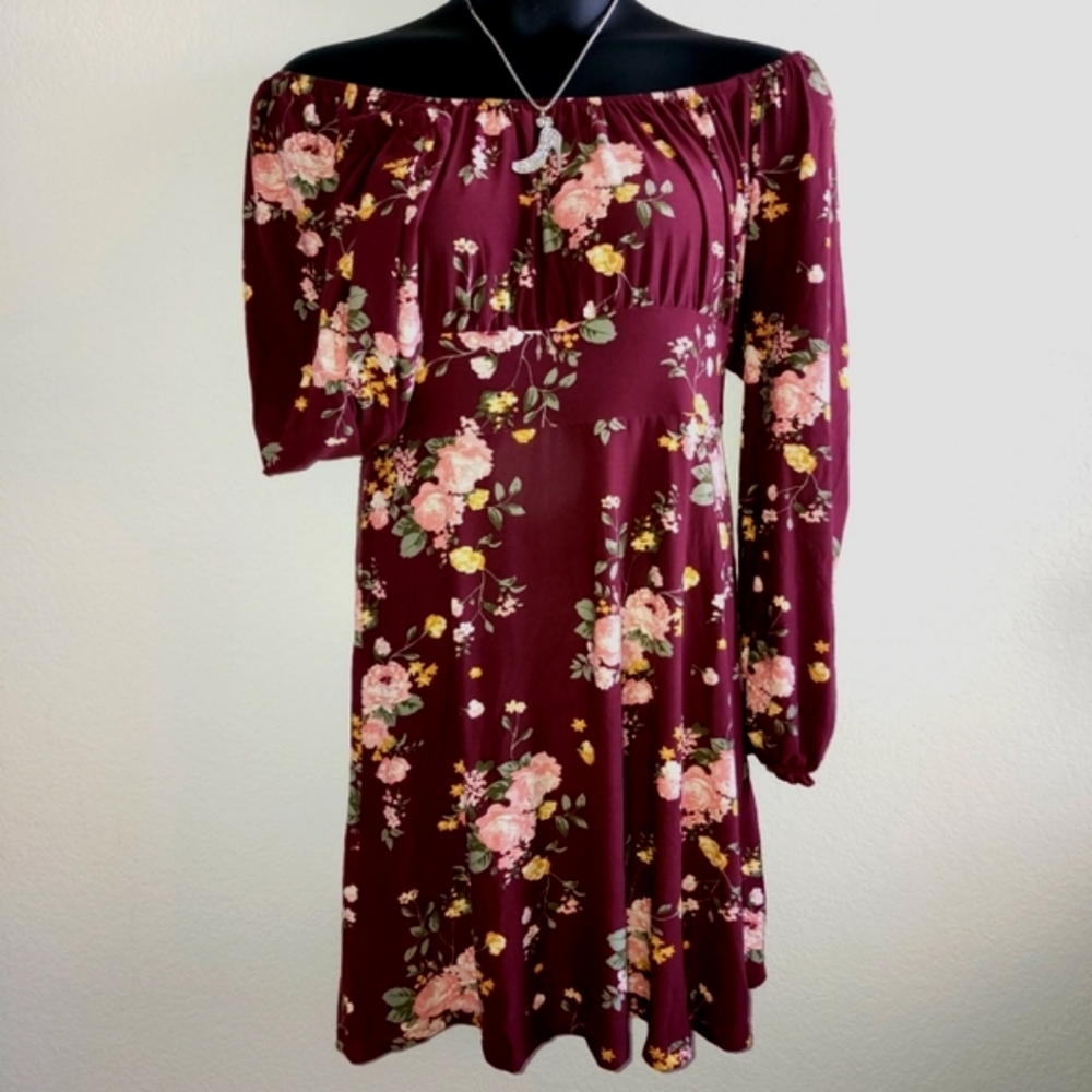 Derek Heart Burgandy Floral Dress Elastic Shoulders Plus Size 1X NWOT